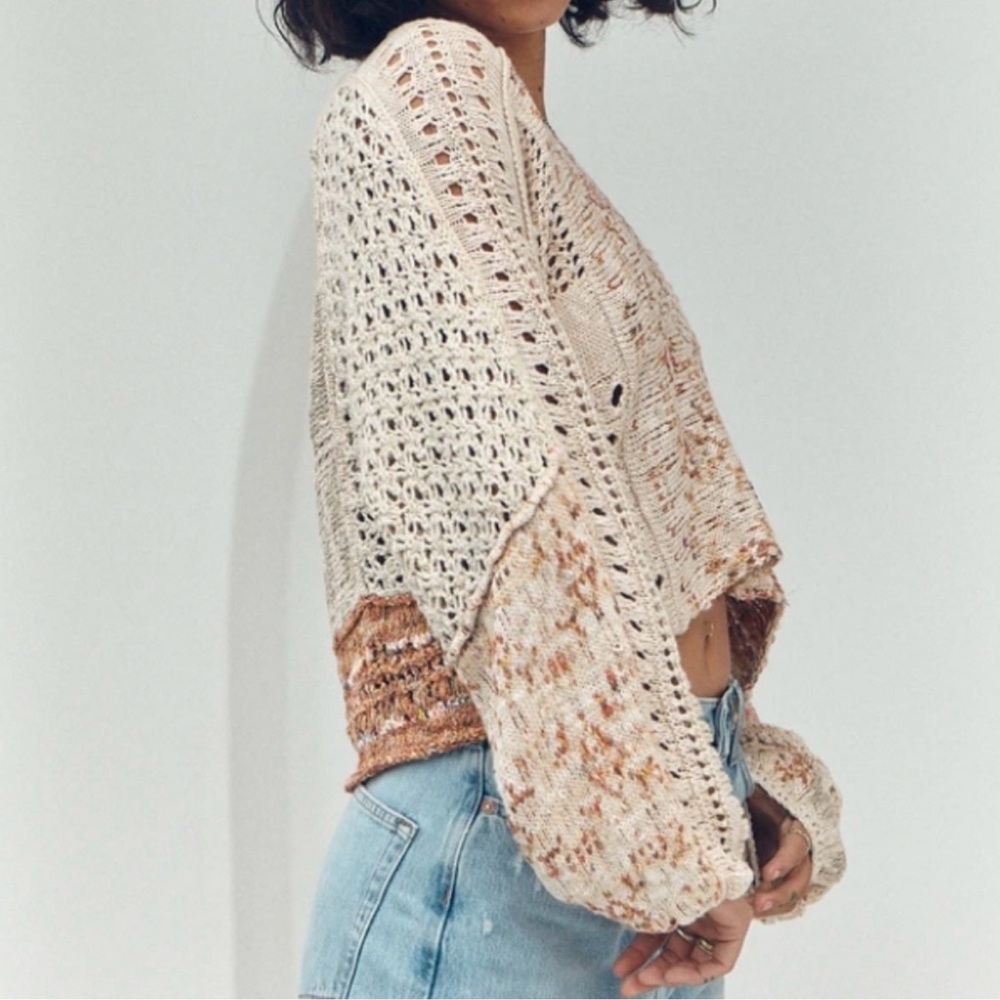 Free People V-Neck Cropped Linen Blend RainSong Off-Shoulder Cropped Sweater NWT - Picture 5 of 11